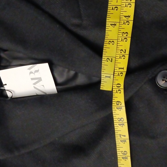 Zara size XLarge women's black wool blend coat. - Picture 14 of 17